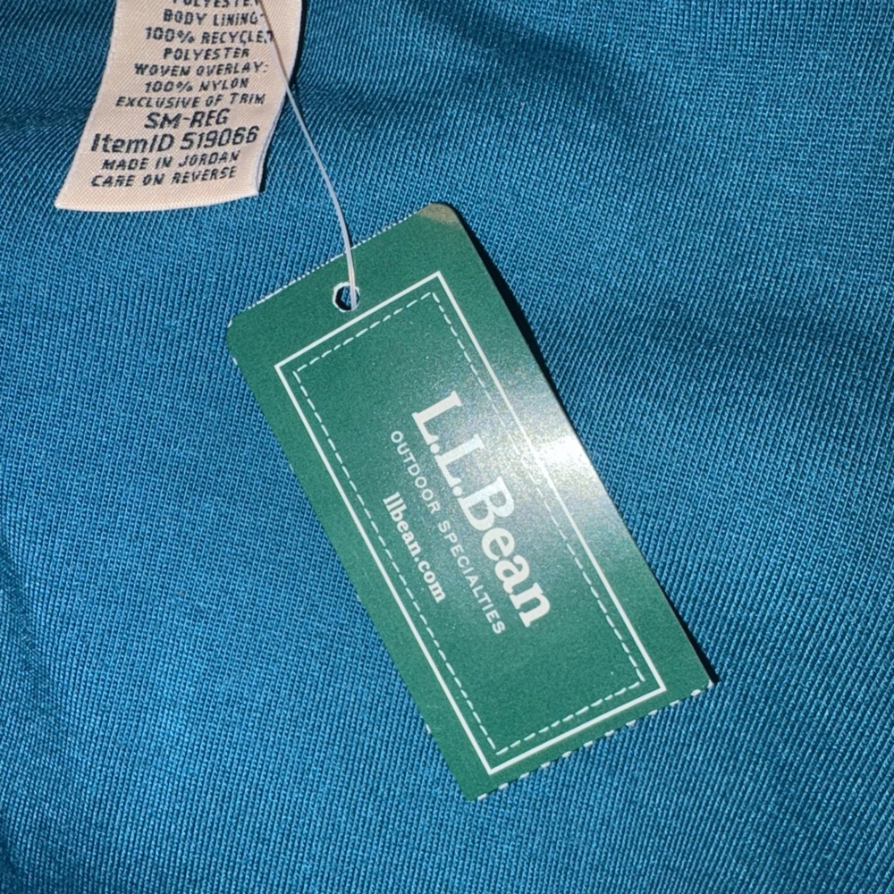 L.L. Bean Sherpa Fleece Vest - Picture 6 of 6